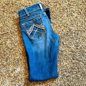 28L Ariat Jeans